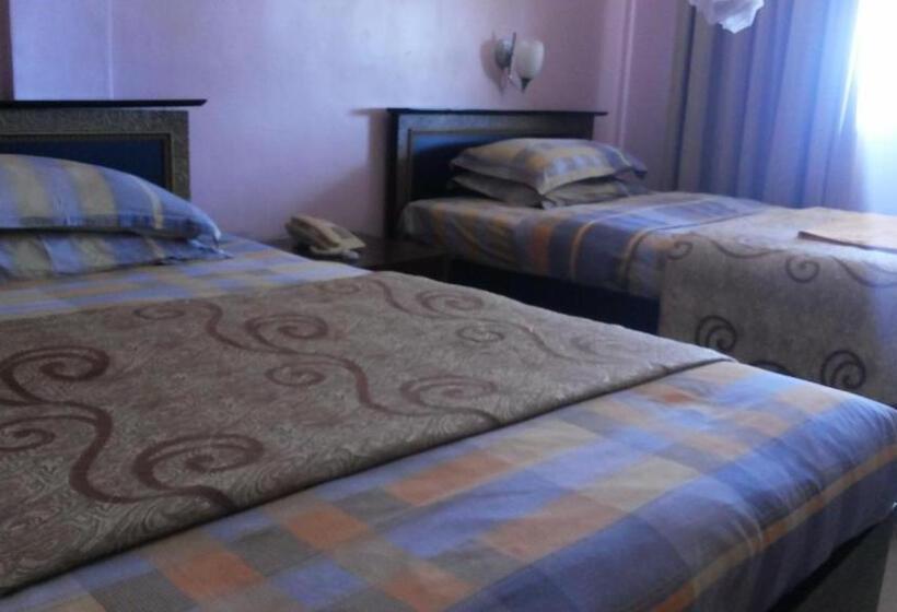 디럭스 룸, Palema Crown