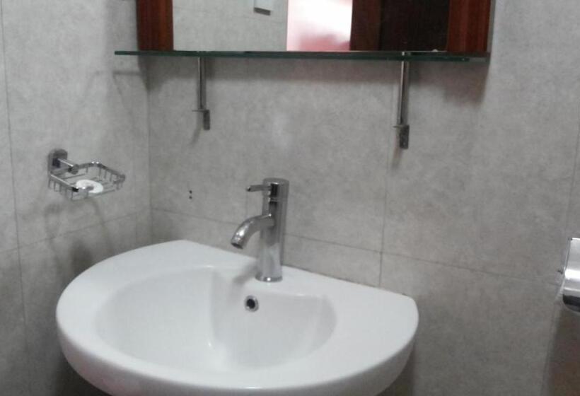 디럭스 스위트 킹 침대, Palema Crown