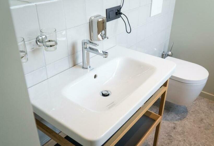 غرفة قياسية, Café Coureur Borgloon