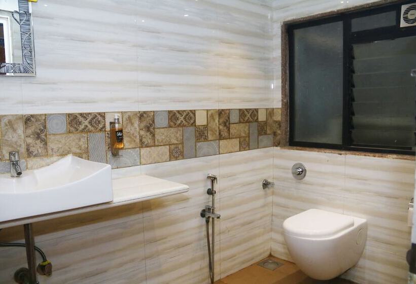 Классический Номер, West Inn