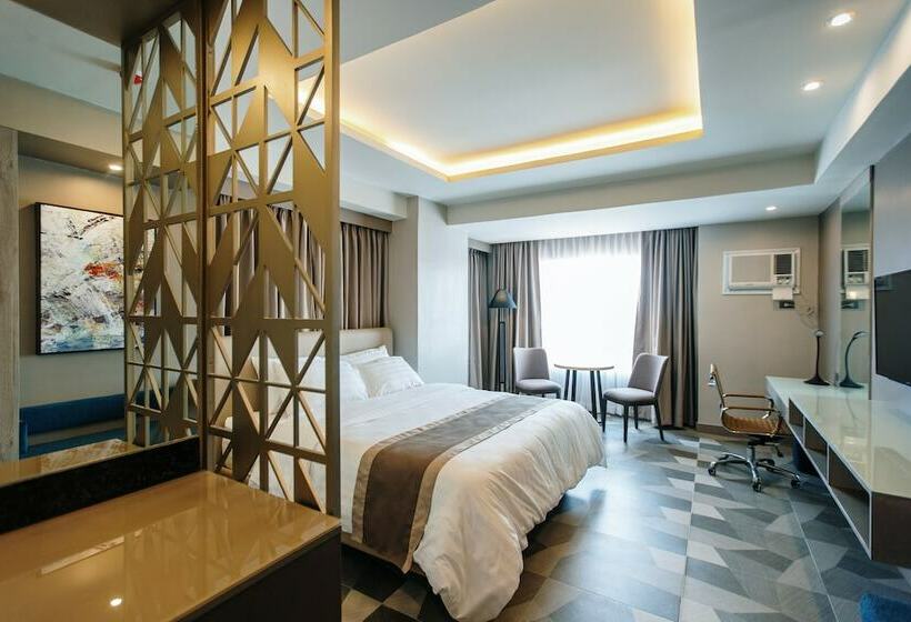 اتاق لوکس, Zuri