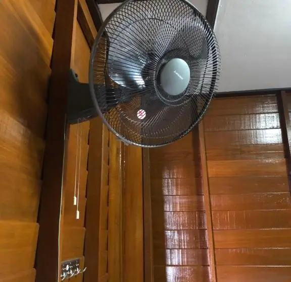 バスルーム共有のシングルスタンダード, Banthai Guesthouse