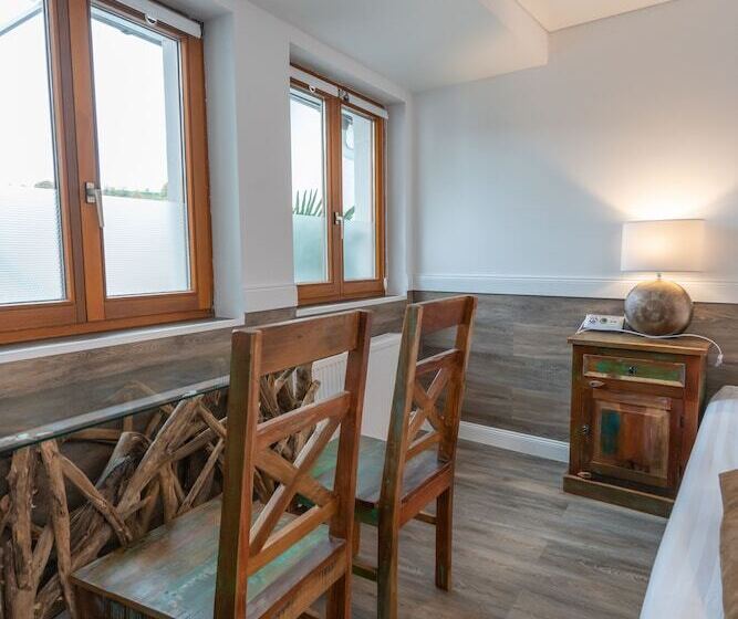 Семейный Номер, Landgasthaus Kreuz Michelbach