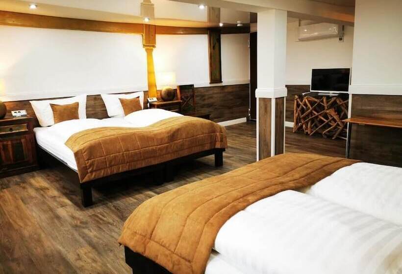 Четырехместный Номер Deluxe, Landgasthaus Kreuz Michelbach