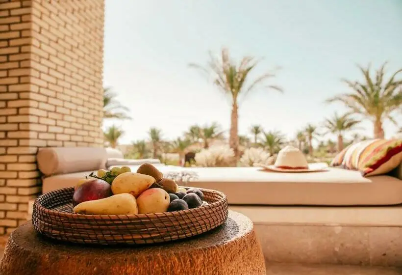 اتاق لوکس با چشم‌انداز, Anantara Sahara Tozeur Resort & Villas
