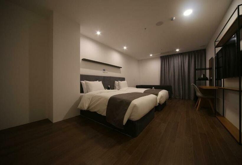 غرفة ديلوكس, Noblestay