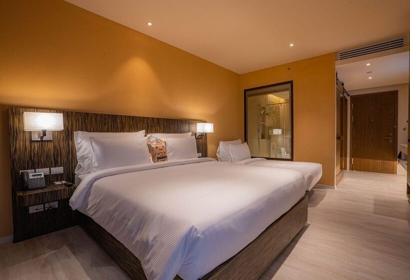 디럭스 룸, Pamookkoo