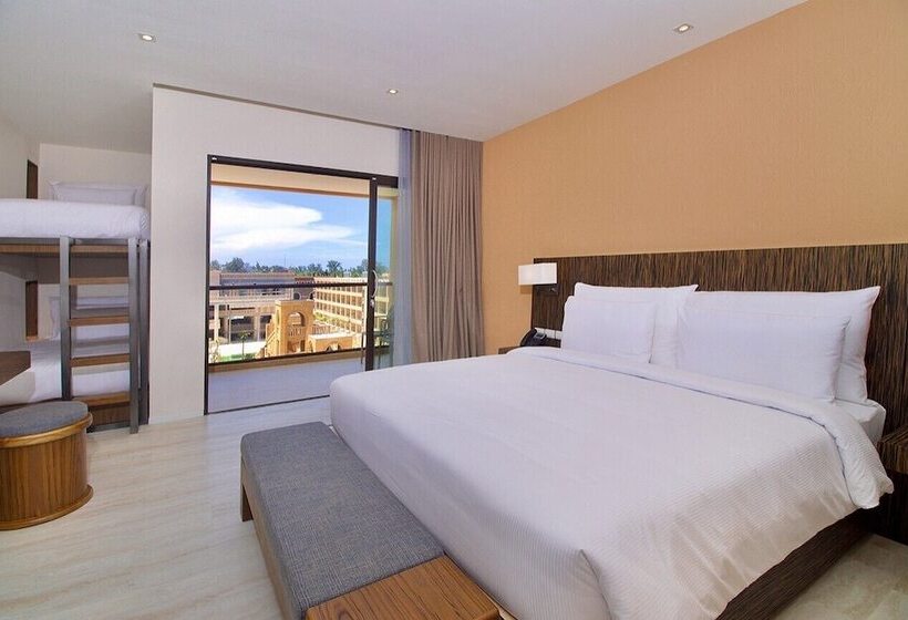 패밀리 룸, Pamookkoo