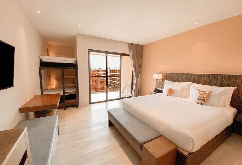 패밀리 룸, Pamookkoo