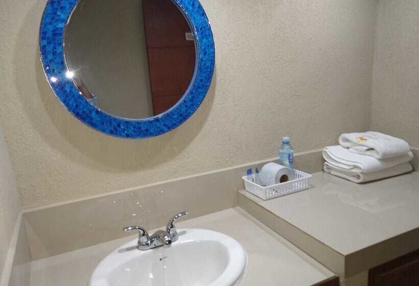 家庭间, Posada Del Rey