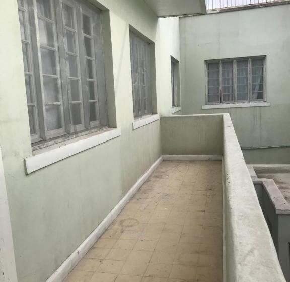 اتاق استاندارد چهار تخته, Fundadores Torreón