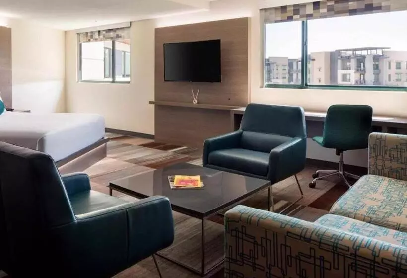 سوئیت با تخت بزرگ, Aloft Scottsdale
