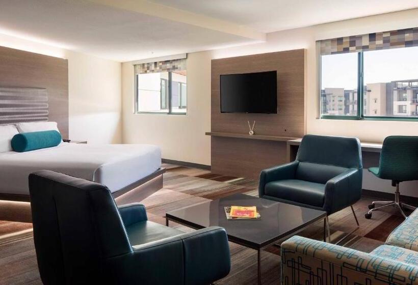 キングサイズベッドのスイートルーム, Aloft Scottsdale