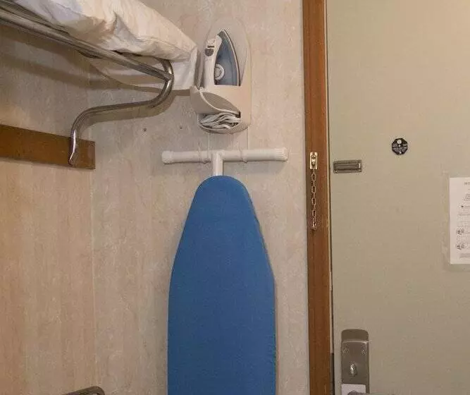 スイート, Hampton Falls Inn
