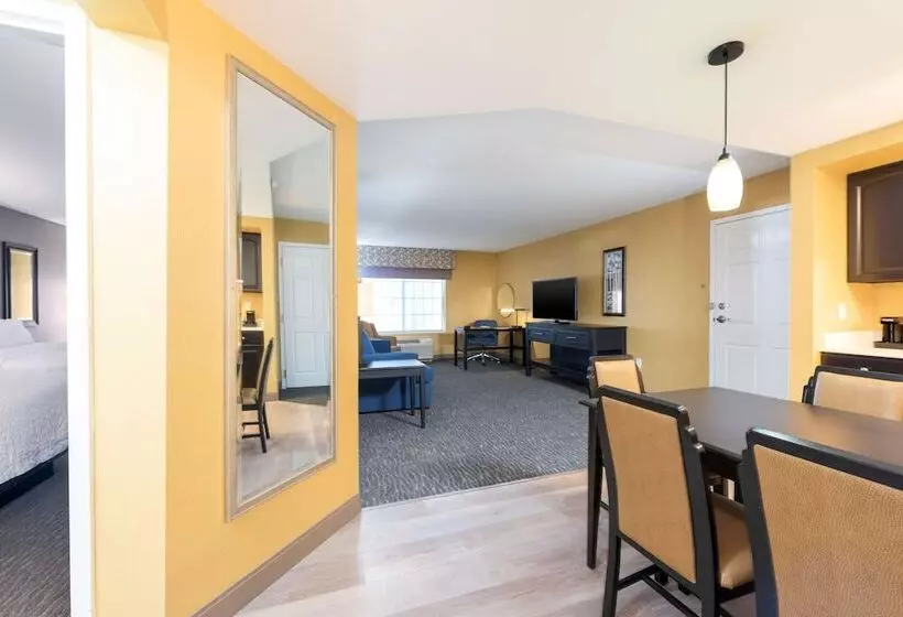 スイート, Hampton Inn Holland