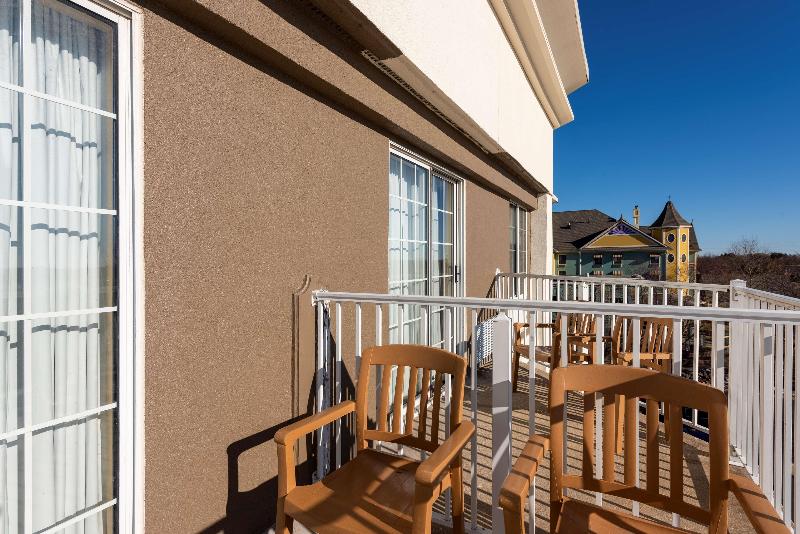 キングサイズベッドのスイートルーム, Hampton Inn Holland