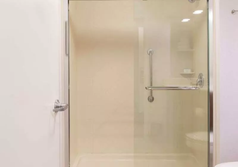 キングサイズベッドのスイートルーム, Hampton Inn & Suites Rochester/victor