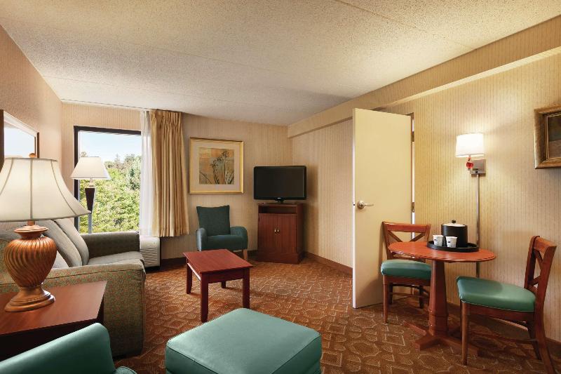 스위트, Hampton Inn By Hilton York