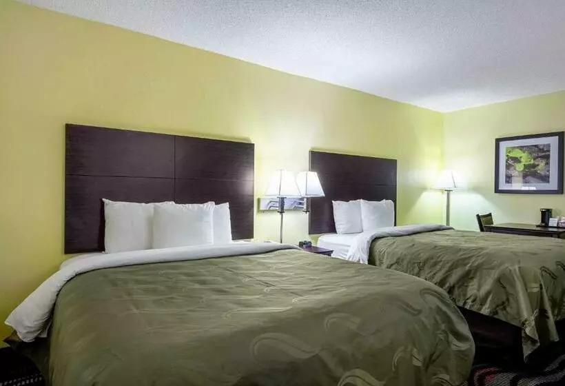 ２ダブルベッドのスタンダードルーム, Quality Inn Holly Springs South