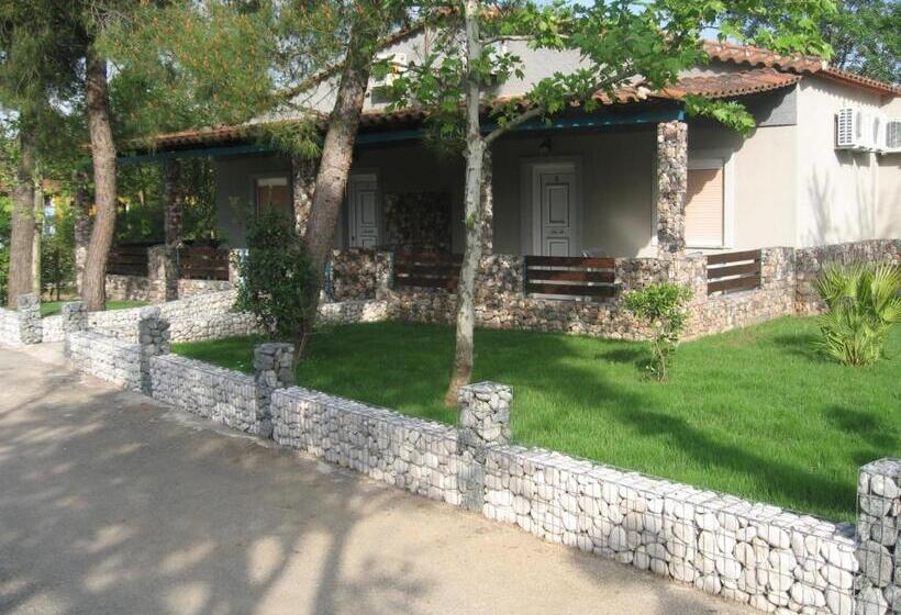 اتاق استاندارد سه نفره, Philoxenia