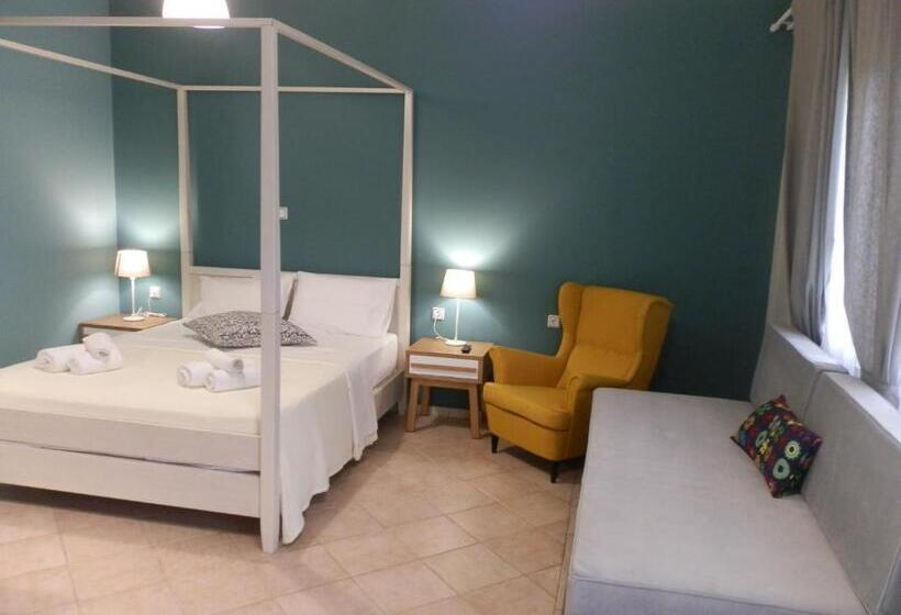 اتاق لوکس خانوادگی, Philoxenia