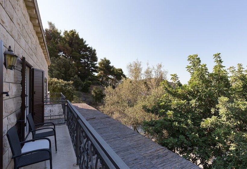 חדר קומפורט עם נוף לים, Rooms Villa Basica