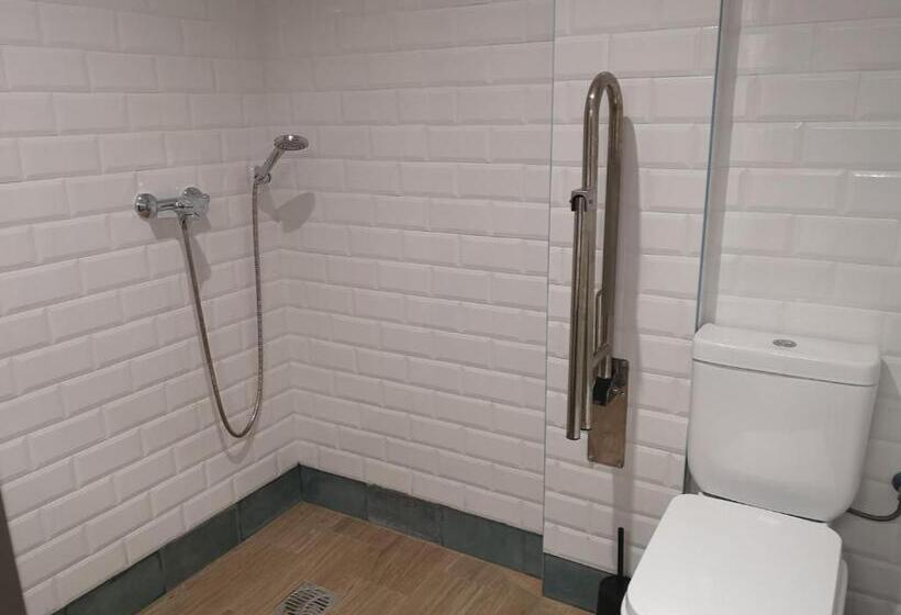 חדר סטנדרט מותאם לאדם עם מוגבלויות, Aljibe Casa Rural