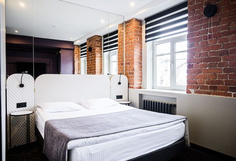 اتاق استاندارد, Statskij Sovetnik Hotel Kustarnyy