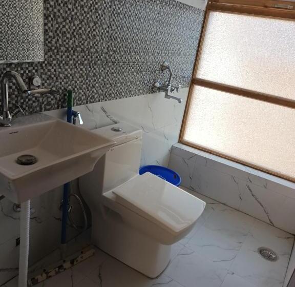 标准间带山景, Goba Guest House