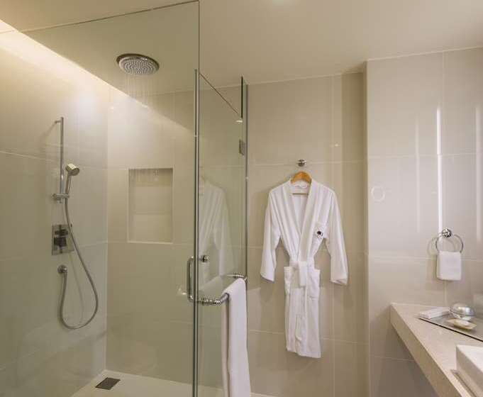 غرفة قياسية, Hilton East Brunswick Hotel & Executive Meeting Center