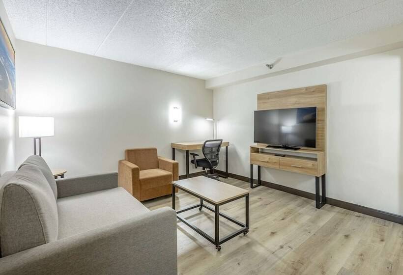 سوییت, Comfort Inn & Suites Chattanooga East Ridge