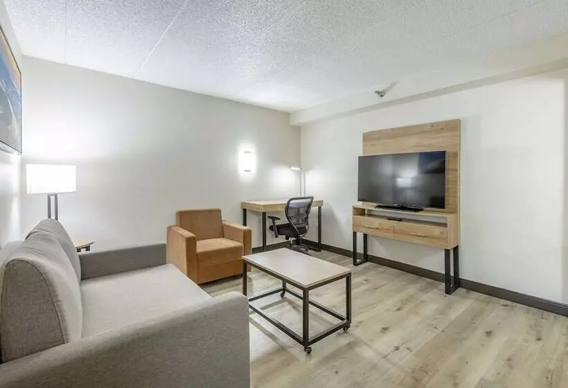 سوییت, Comfort Inn & Suites Chattanooga East Ridge