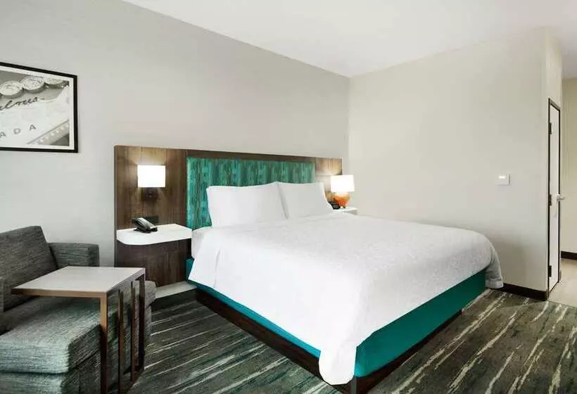 اتاق استاندارد با تخت بزرگ, Hampton Inn Bellevue / Nashvillei40 West