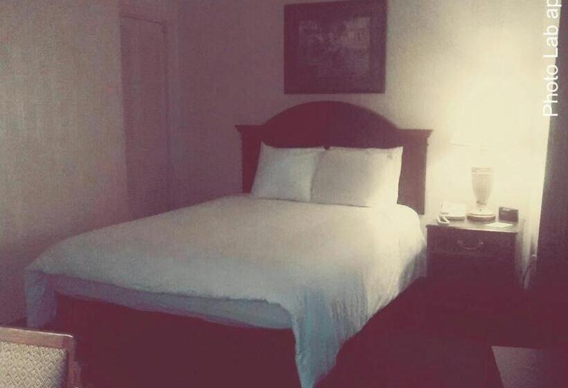 غرفة قياسية, Hillside Inn