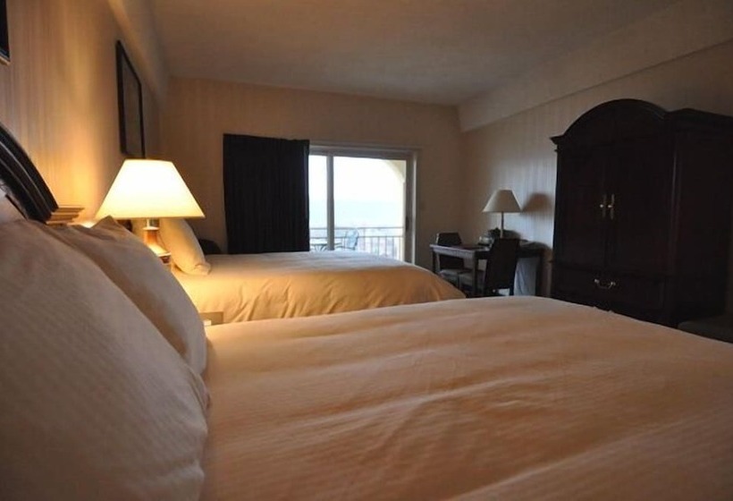 غرفه قياسيه سريرين مزدوجين, Hillside Inn