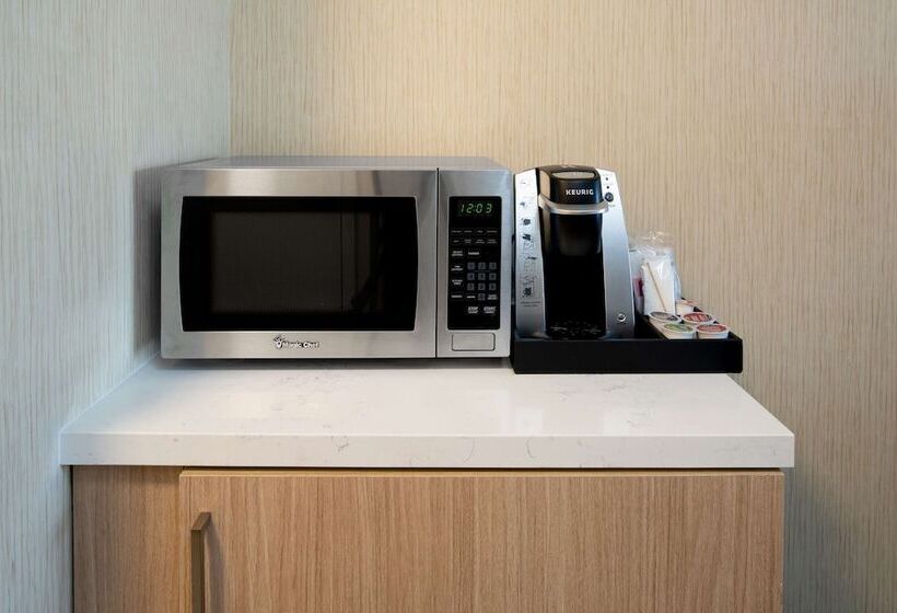 Стандартный Номер Кровать Кинг, Hilton Garden Inn Roseville