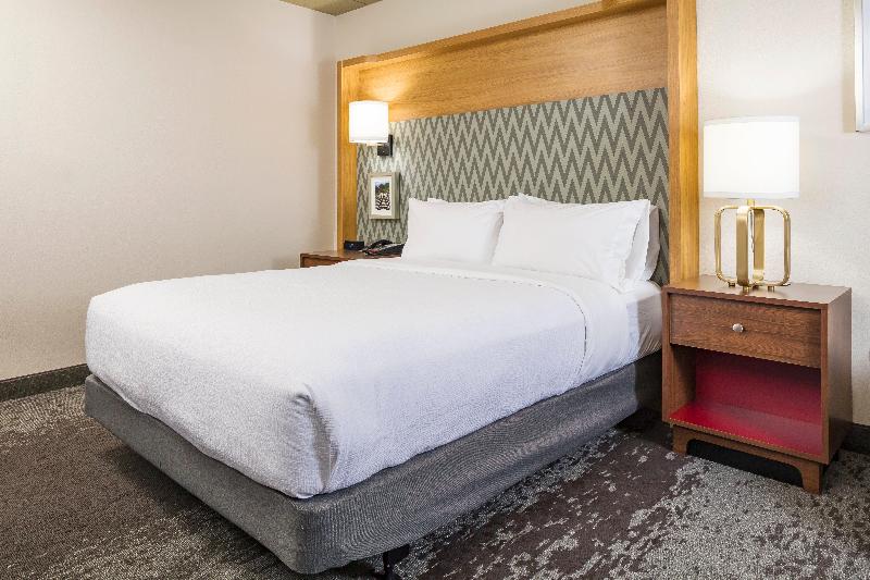 Номер Стандарт, Holiday Inn Salem, An Ihg