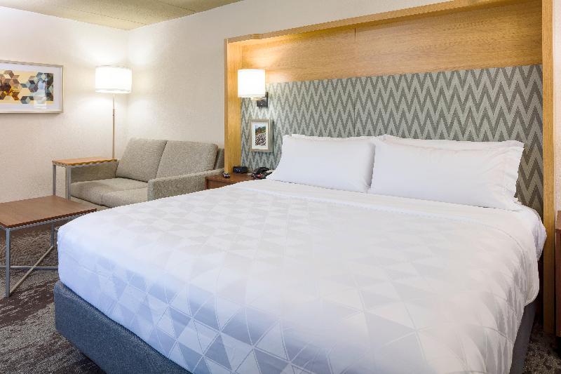 Номер Deluxe Кровать Кинг, Holiday Inn Salem, An Ihg