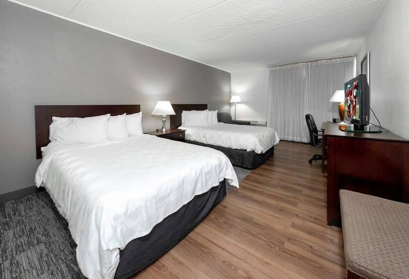 프리미엄 룸, Red Roof Inn Plus Newark Liberty Airport   Carteret