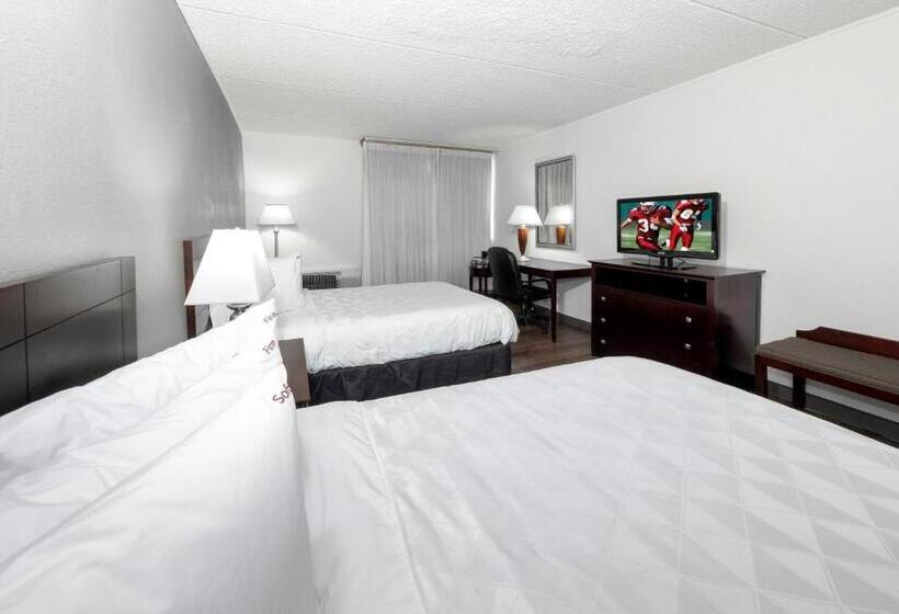 장애인용 디럭스룸, Red Roof Inn Plus Newark Liberty Airport   Carteret