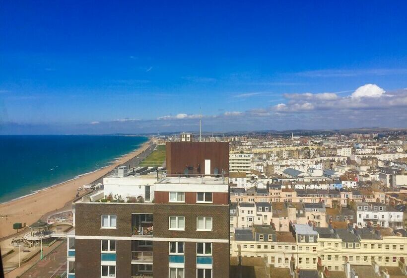 Апартаменты Пентхаус 2 Спальни, Isabella Penthouse 15th Floor, Seafront