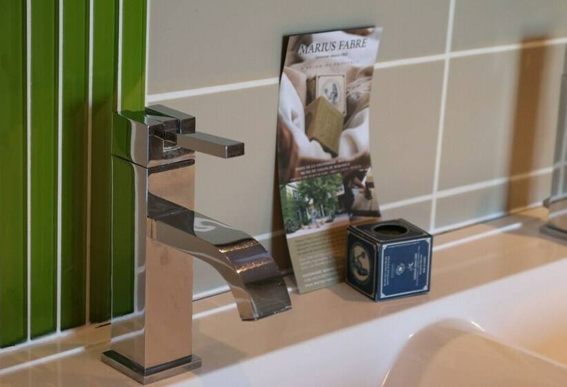 デラックススイート, Suite Parentale Dans Villa D Architecte