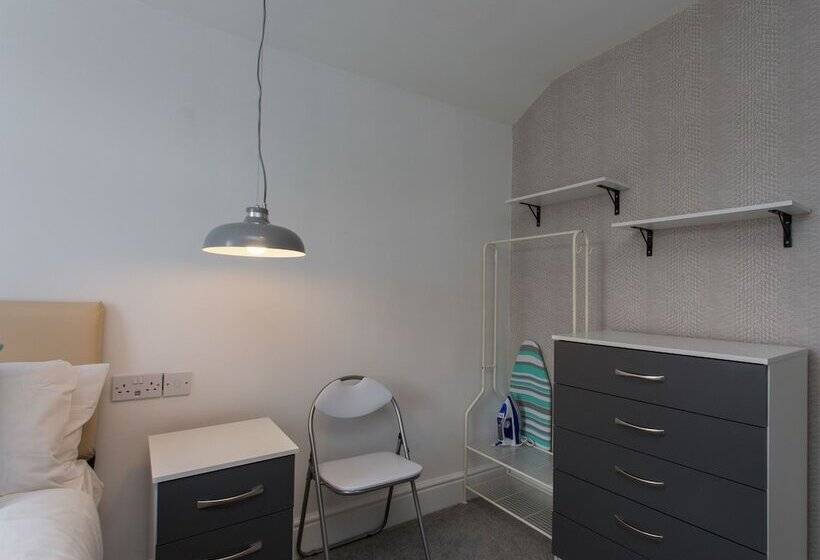 חדר סטודיו סטנדרד, Townhouse Plus @ Westminster Street Crewe