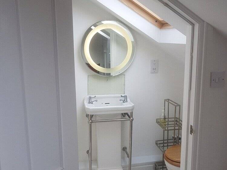 豪华房间, Cozy Place