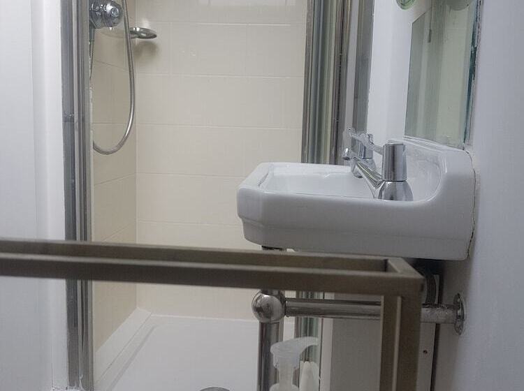 豪华房间, Cozy Place