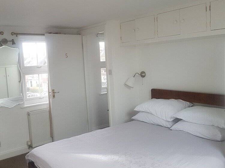 豪华房间, Cozy Place