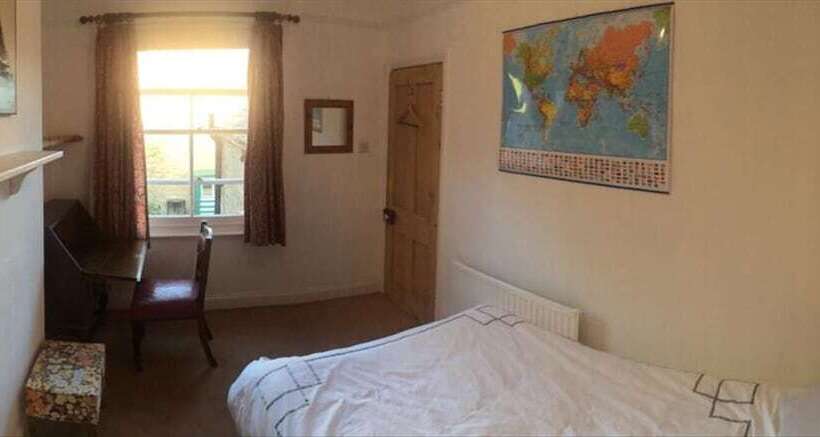 标准单人间, Cozy Place