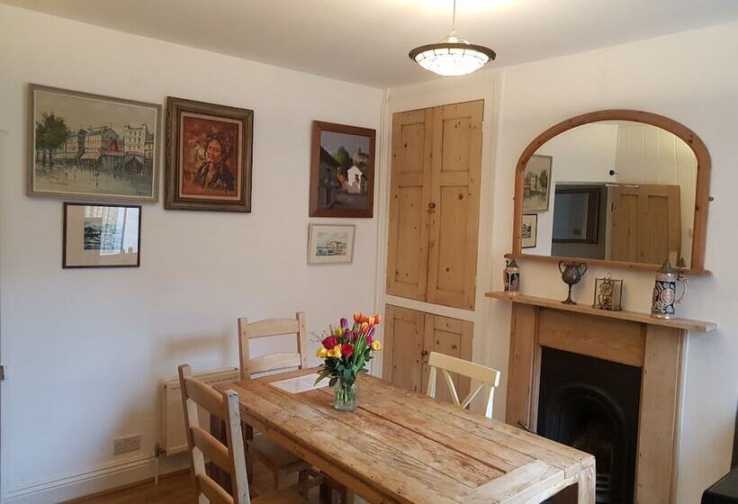 اتاق استاندارد یک نفره, Cozy Place