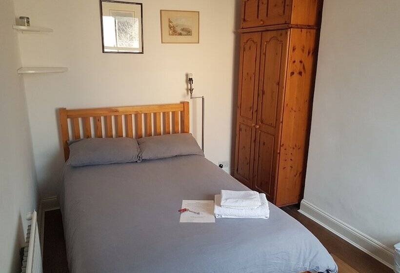 标准单人间, Cozy Place