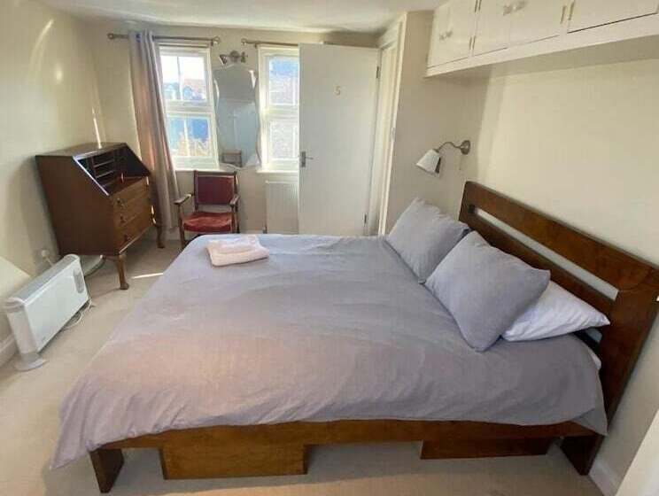 豪华房间, Cozy Place